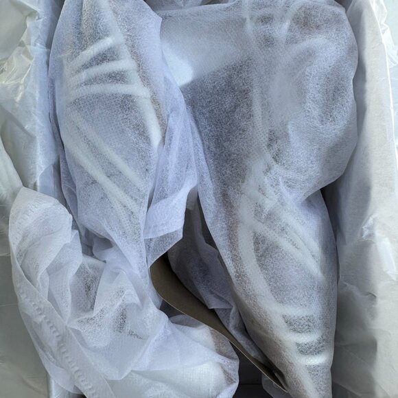 NIB  Pretty Little Thing - White Square Toe Strappy Block Heeled Sandals - Picture 7 of 9